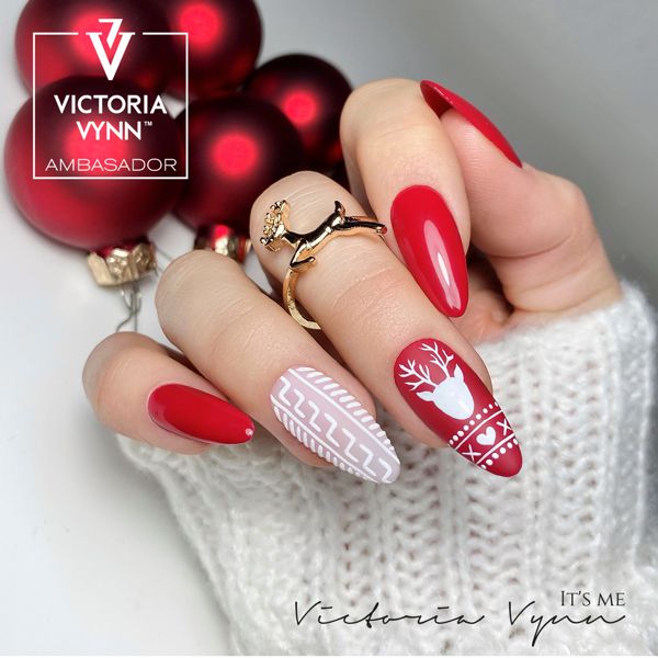Czerwony świąteczny manicure Victoria Vynn